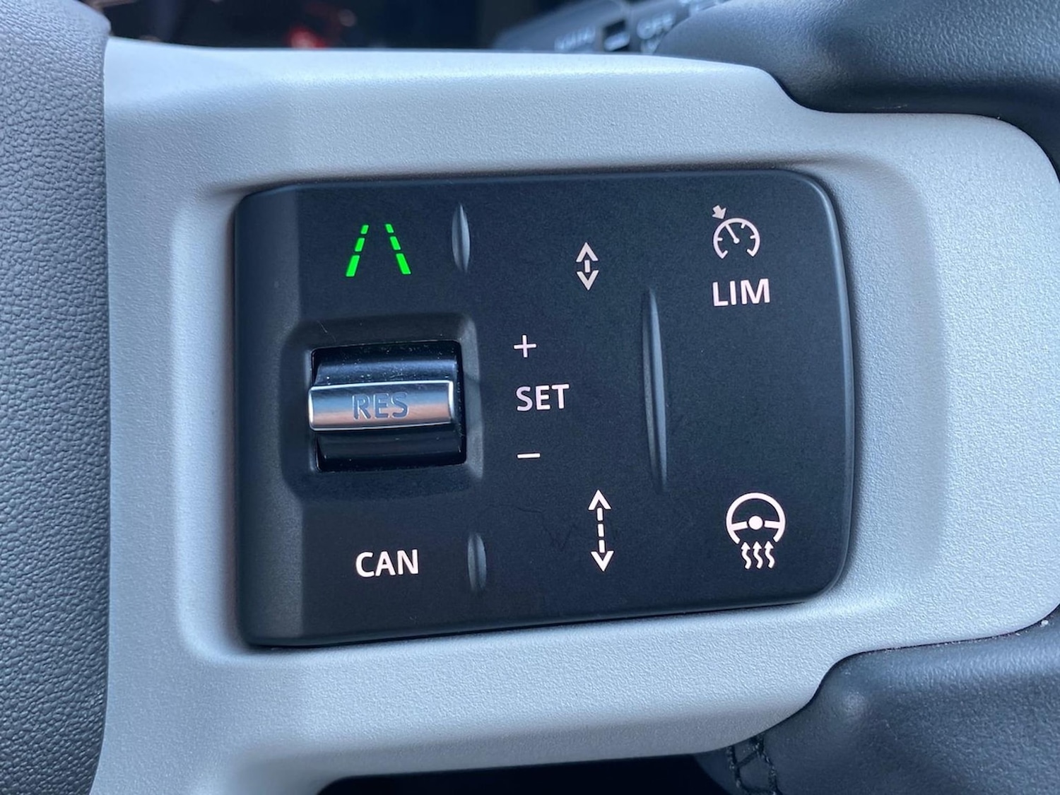 Used Land Rover Defender 2024 for sale - 78193425: Photo 43