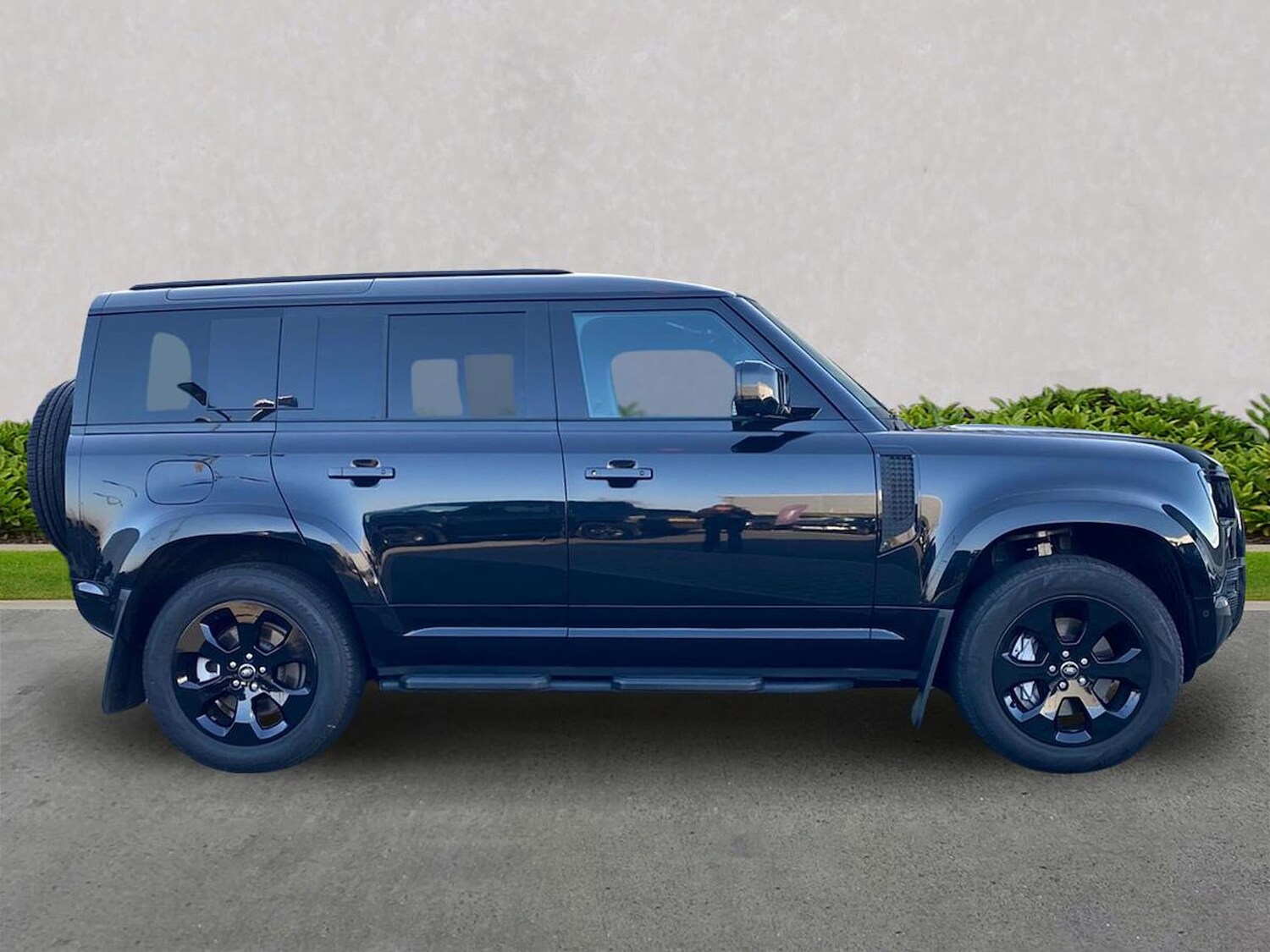 Used Land Rover Defender 2024 for sale - 78193425: Photo 7