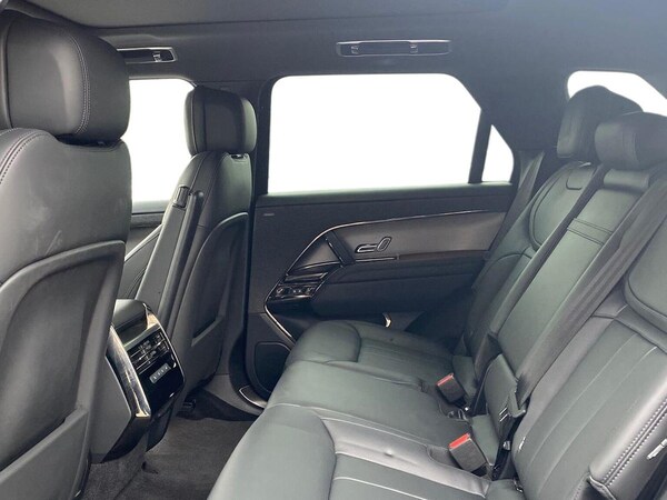 Used Land Rover Range Rover Sport 2024 for sale - 76149427: Photo 4