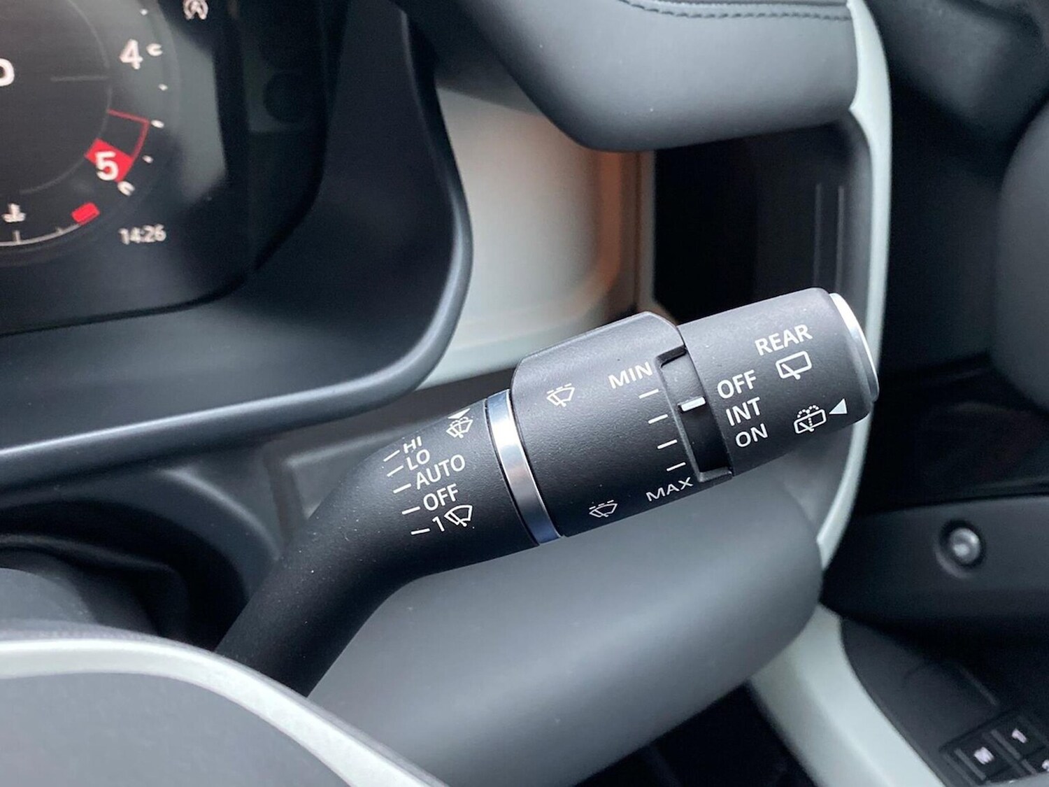 Used Land Rover Defender 2024 for sale - 77488003: Photo 38