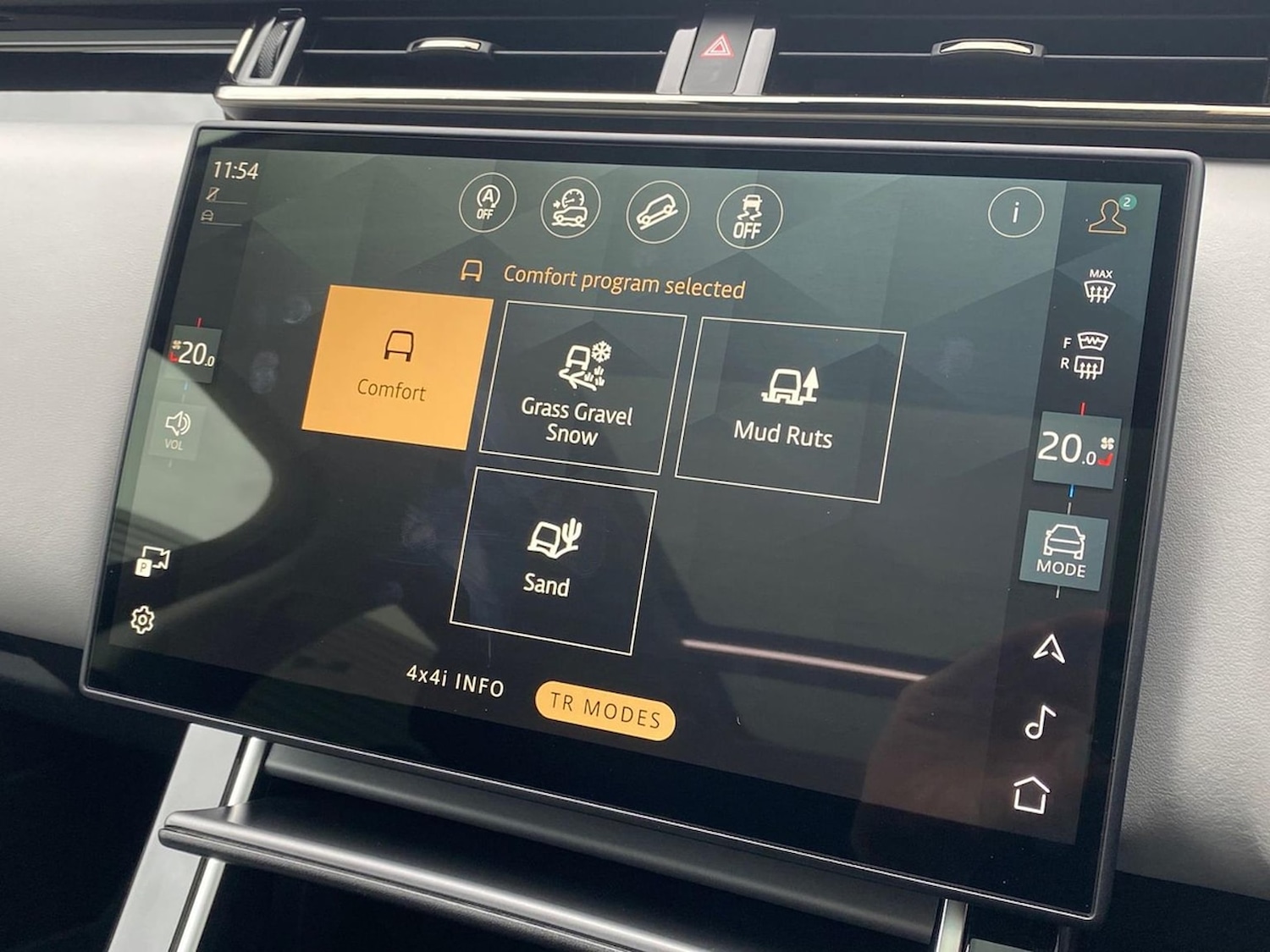 Used Land Rover Range Rover Velar 2024 for sale - 76450598: Photo 40