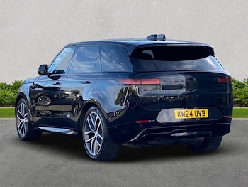 Used Land Rover Range Rover Sport 2024 for sale - 76142985: Photo 2