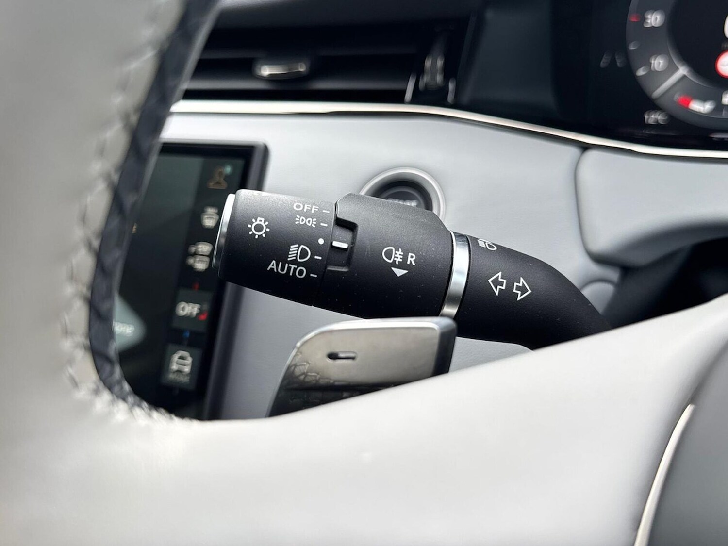 Used Land Rover Range Rover Evoque 2024 for sale - 78060614: Photo 35