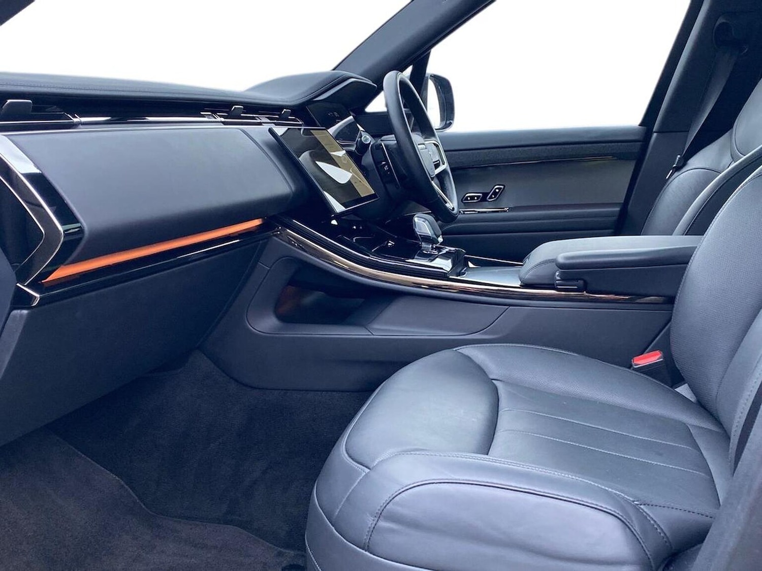 Used Land Rover Range Rover Sport 2024 for sale - 77775198: Photo 3