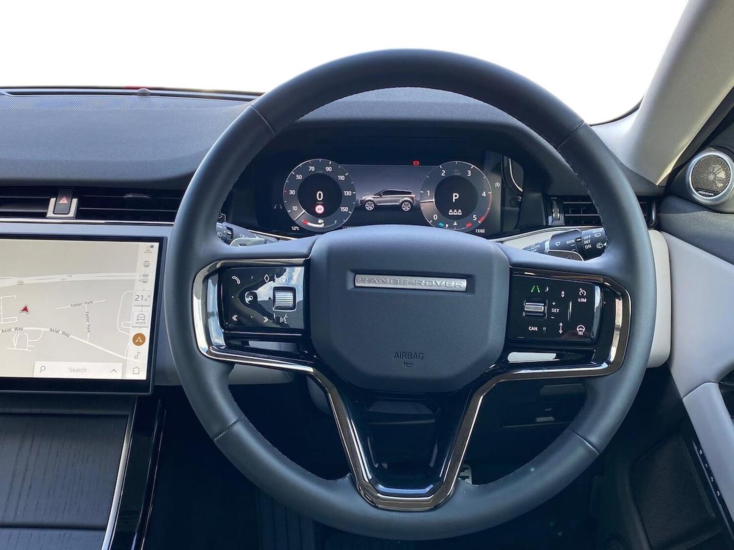 Used Land Rover Range Rover Evoque 2025 for sale - 76347038: Photo 15