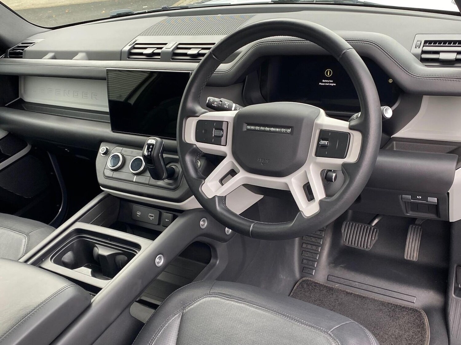 Used Land Rover Defender 2024 for sale - 76559802: Photo 25