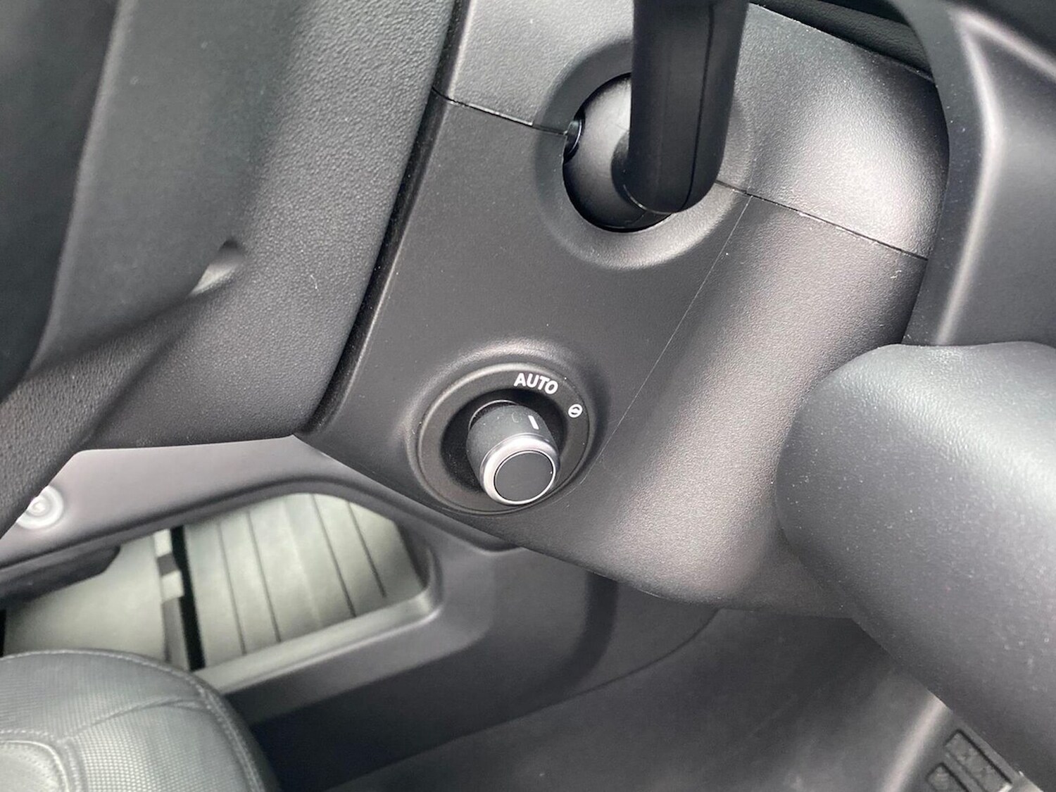 Used Land Rover Defender 2024 for sale - 76559802: Photo 28