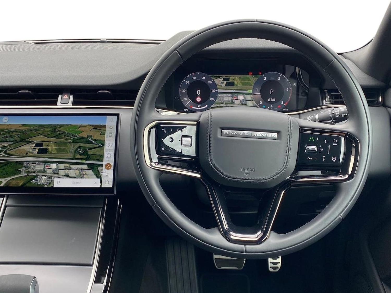 Used Land Rover Range Rover Evoque 2025 for sale - 75994911: Photo 15