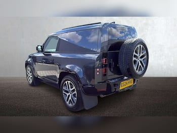Used Land Rover Defender 2024 for sale - 79868218: Photo