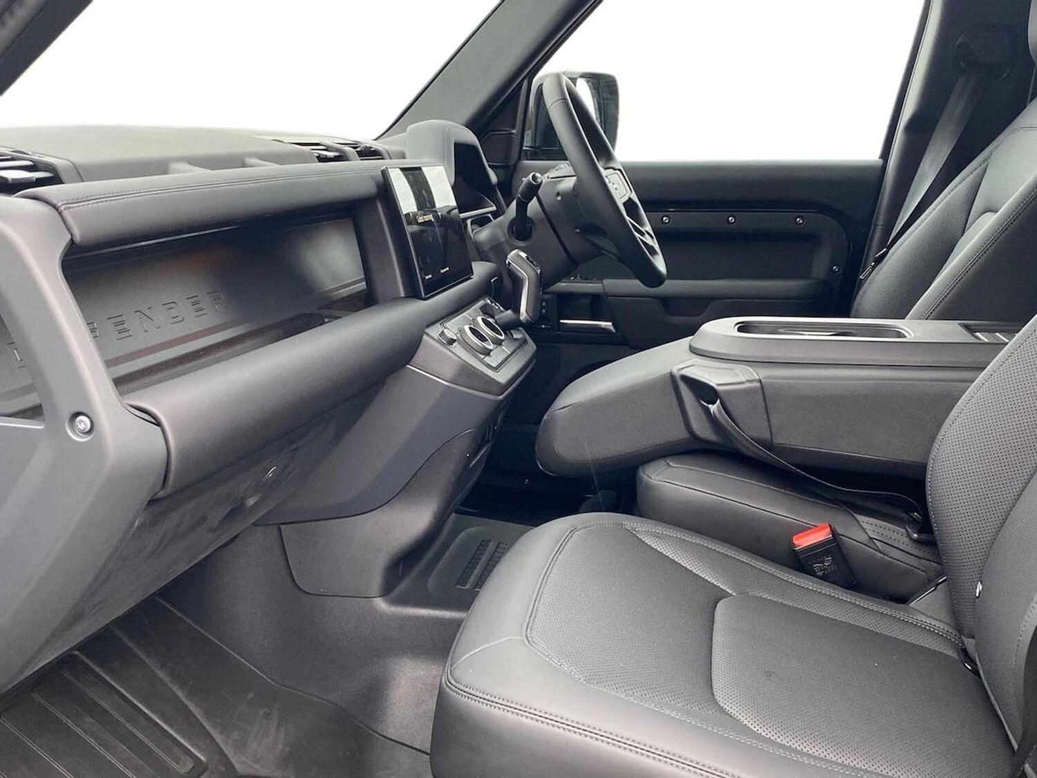 Used Land Rover Defender 2025 for sale - 76492415: Photo 3