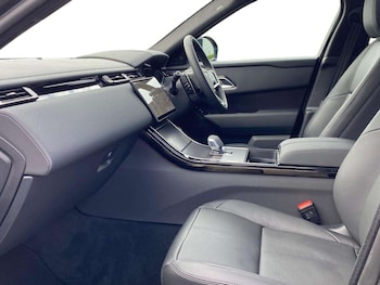 Used Land Rover Range Rover Velar 2025 for sale - 78317154: Photo