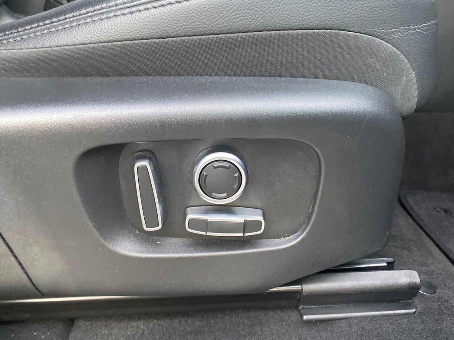 Used Land Rover Range Rover Evoque 2021 for sale - 76578309: Photo 32