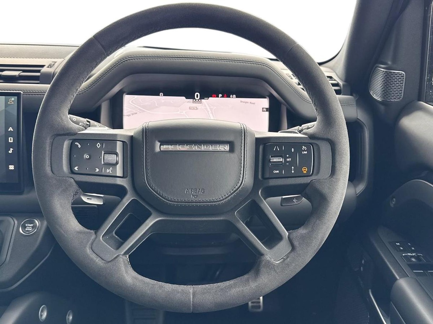 Used Land Rover Defender 2023 for sale - 78193526: Photo 17