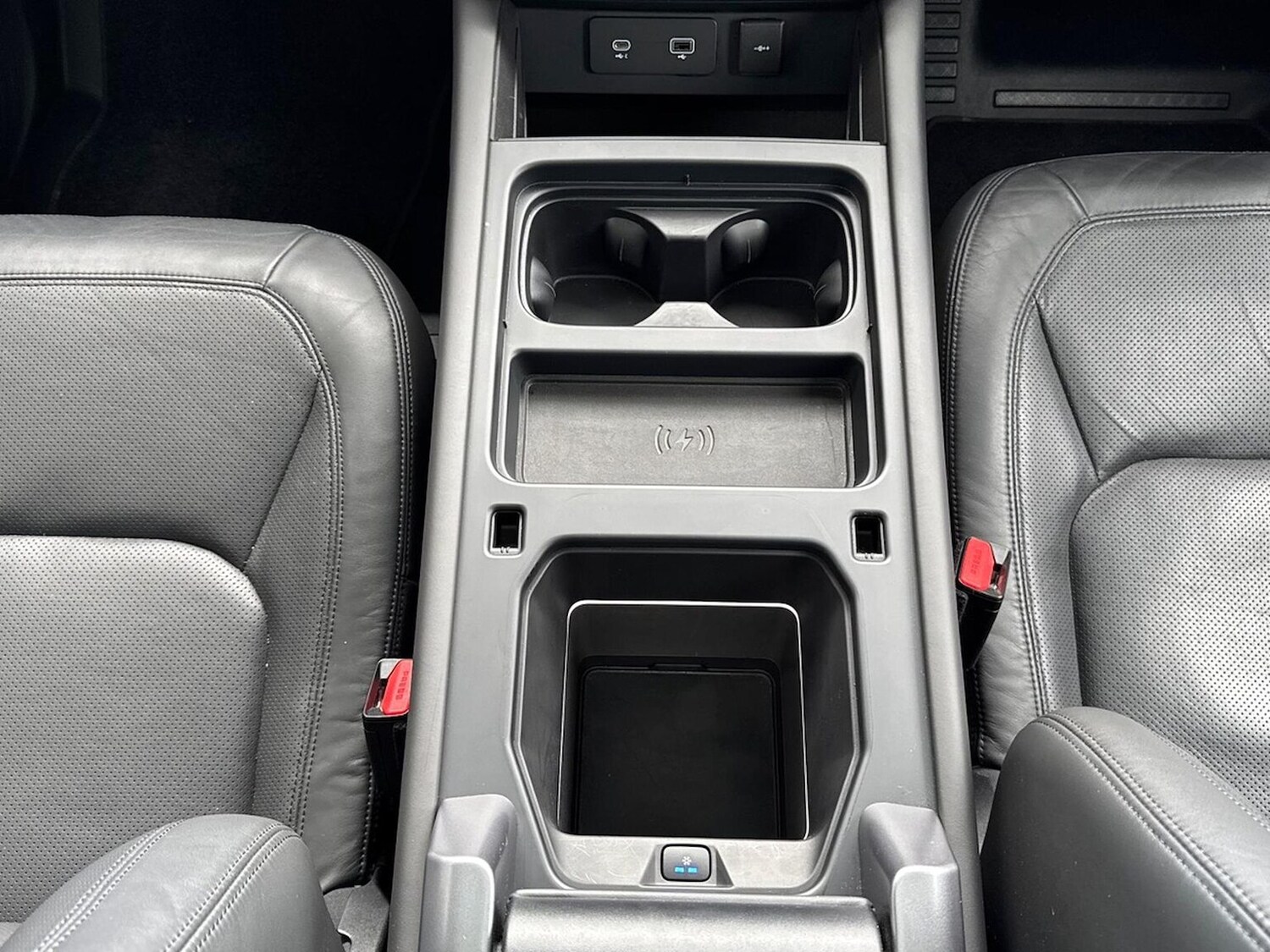 Used Land Rover Defender 2023 for sale - 78193526: Photo 29