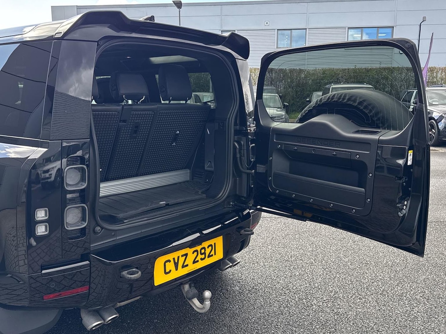 Used Land Rover Defender 2023 for sale - 78193526: Photo 35