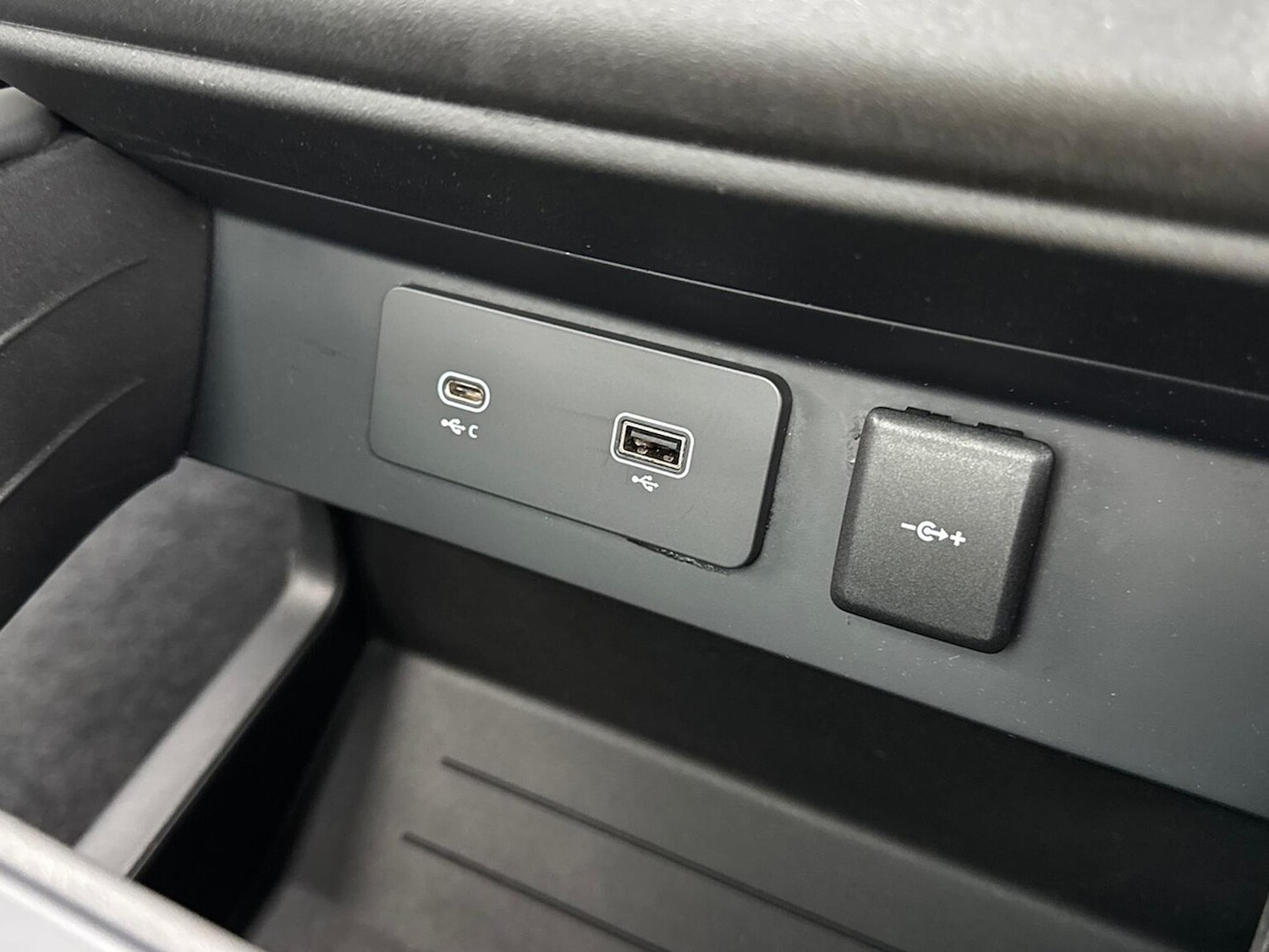 Used Land Rover Defender 2023 for sale - 78193526: Photo 45