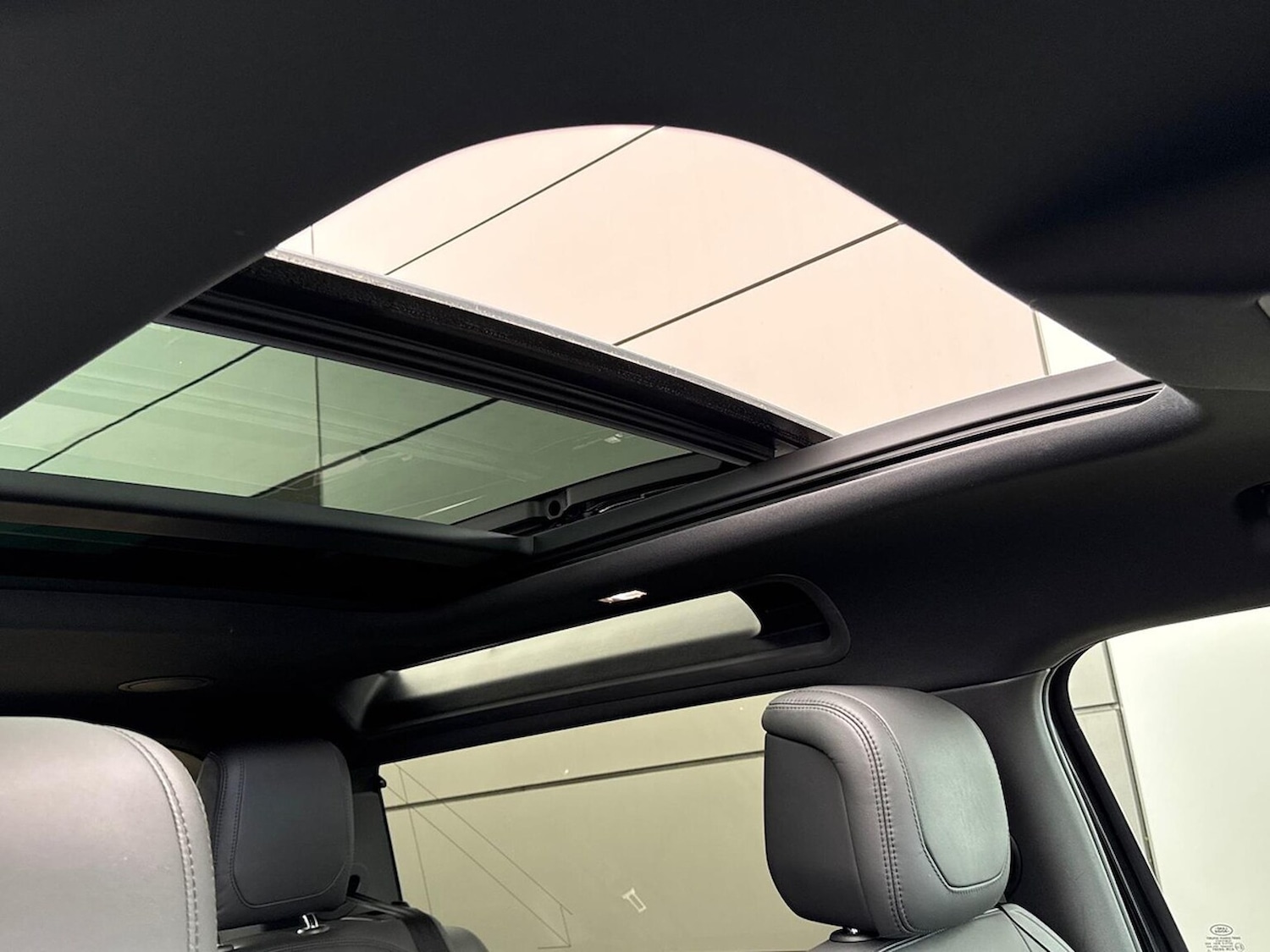 Used Land Rover Defender 2023 for sale - 78193526: Photo 46