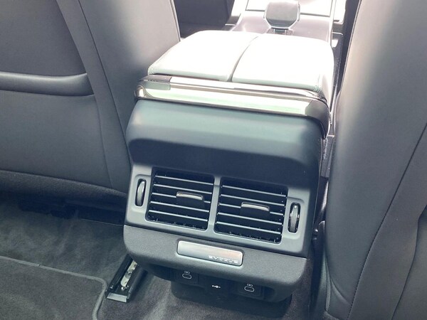 Used Land Rover Range Rover Evoque 2025 for sale - 75994914: Photo 18