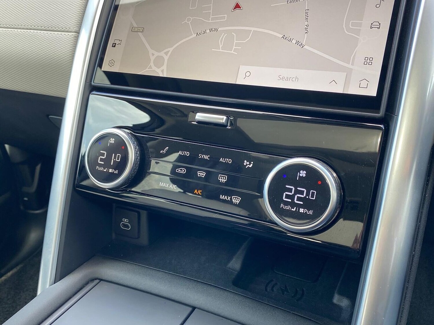 Used Land Rover Discovery 2024 for sale - 78193442: Photo 24