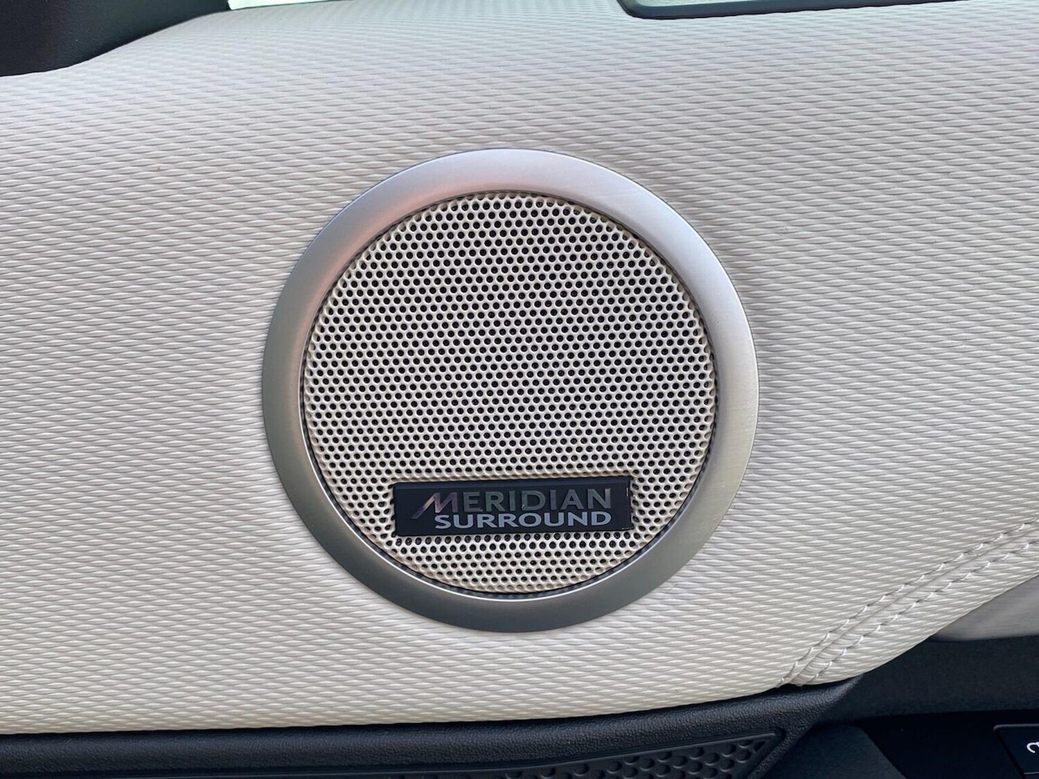 Used Land Rover Discovery 2024 for sale - 78193442: Photo 26