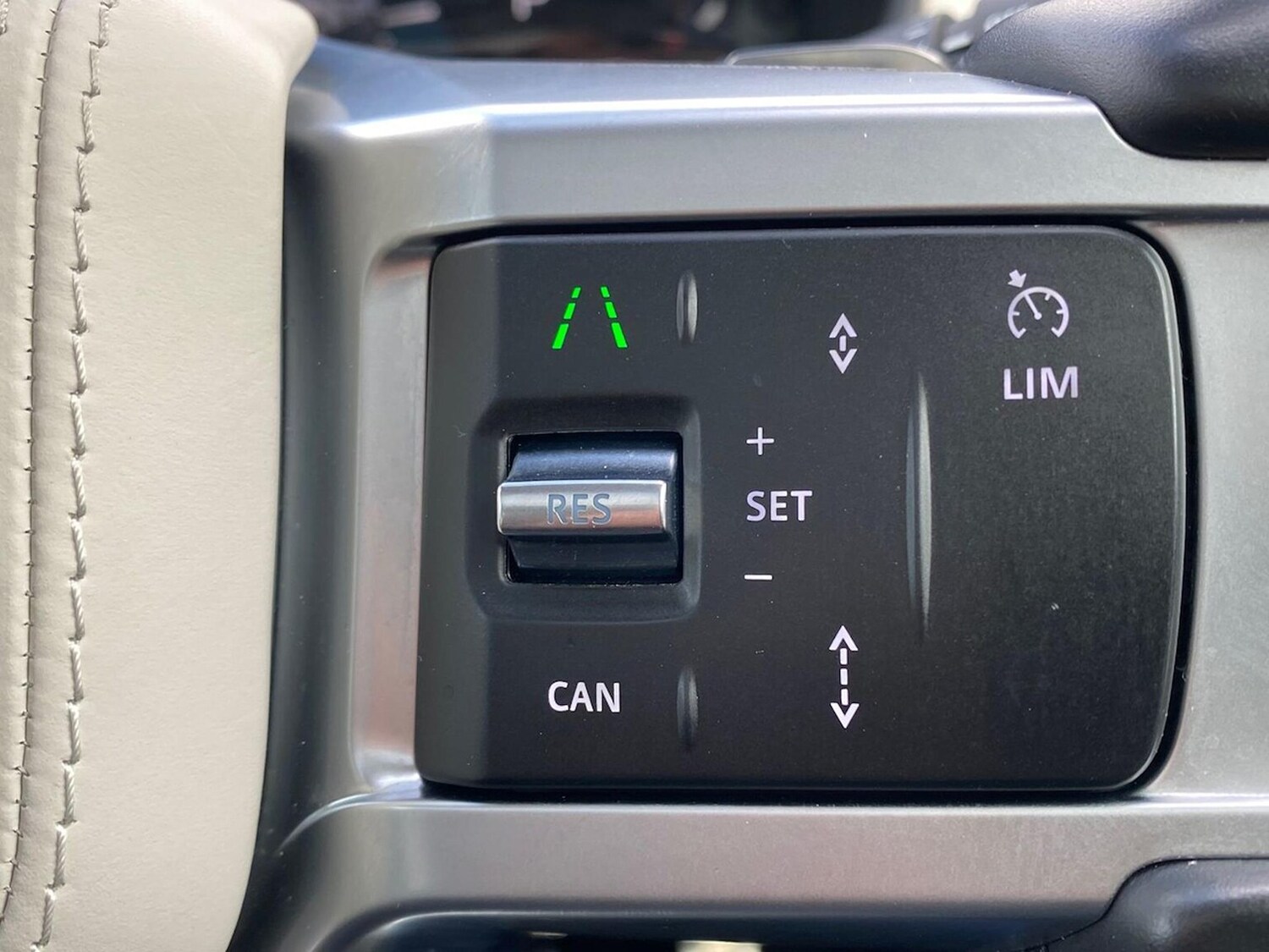 Used Land Rover Discovery 2024 for sale - 78193442: Photo 45