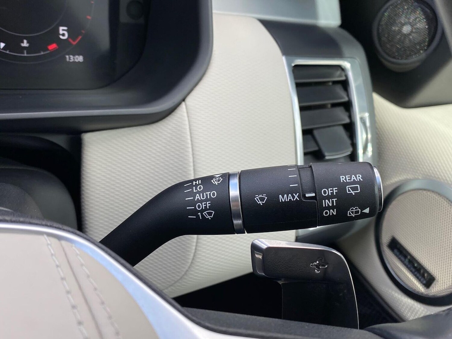 Used Land Rover Discovery 2024 for sale - 78193442: Photo 47