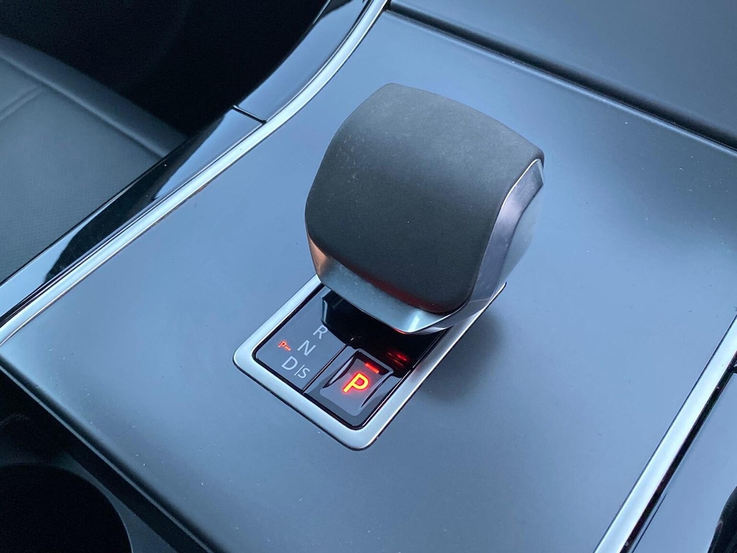 Used Land Rover Range Rover Velar 2023 for sale - 77008291: Photo 15