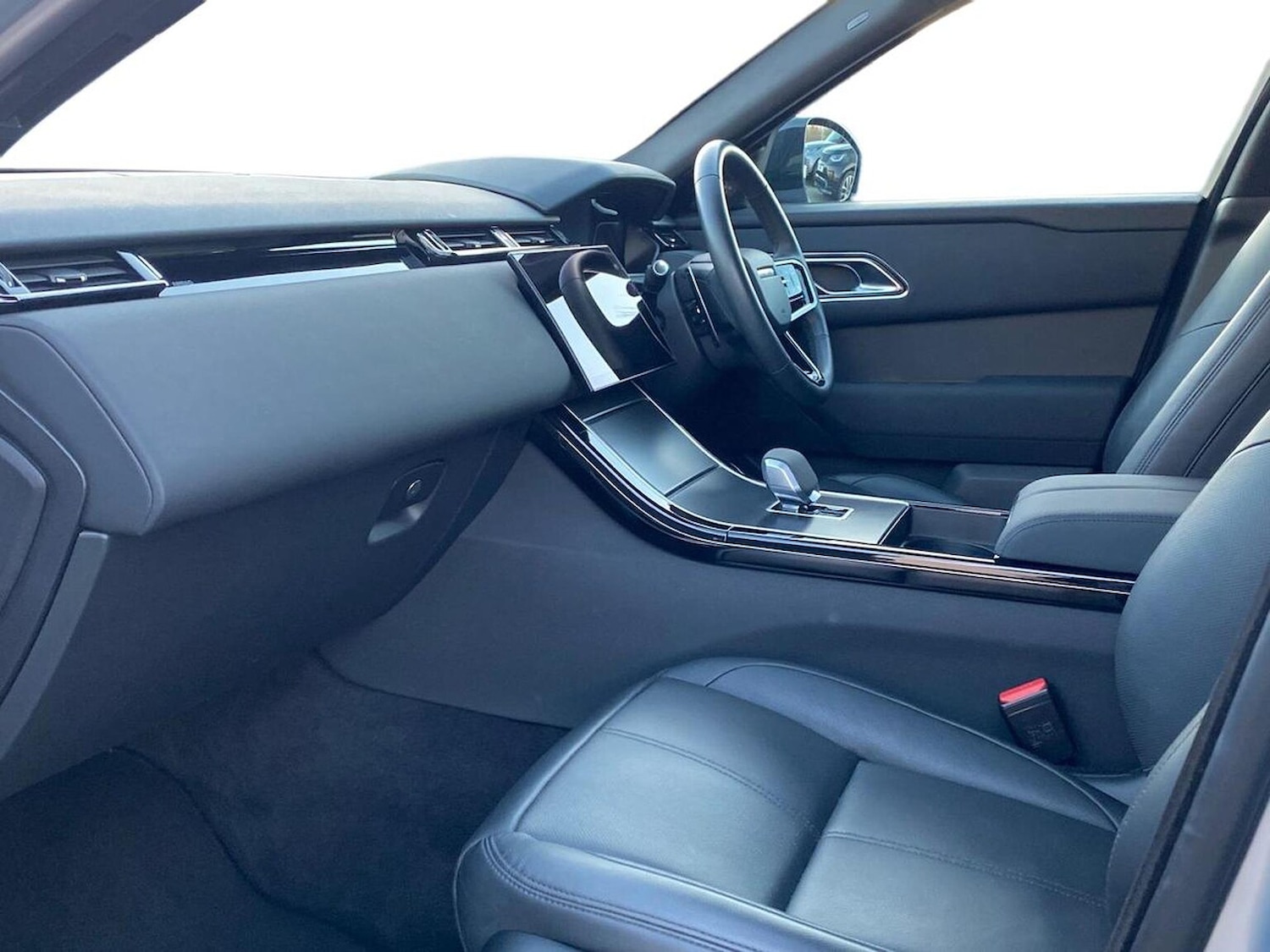 Used Land Rover Range Rover Velar 2023 for sale - 77008291: Photo 5