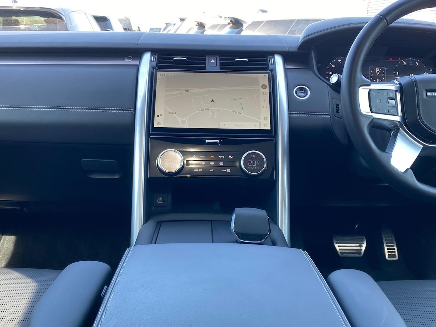 Used Land Rover Discovery 2024 for sale - 78193555: Photo 14