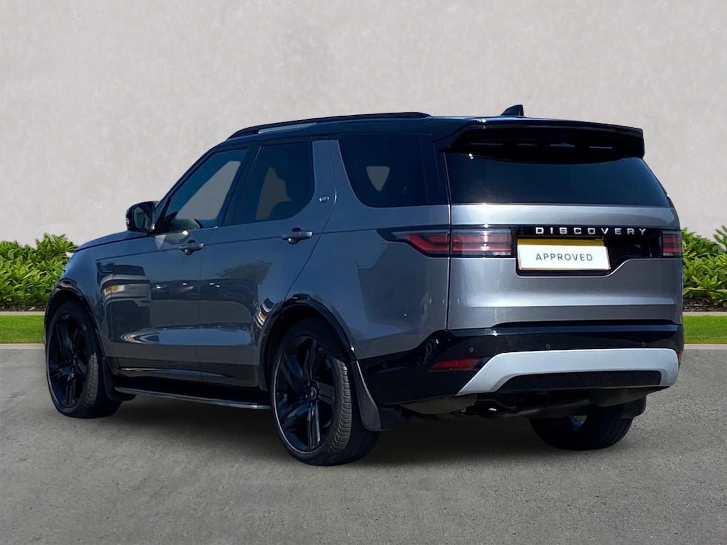 Used Land Rover Discovery 2024 for sale - 78193555: Photo 2