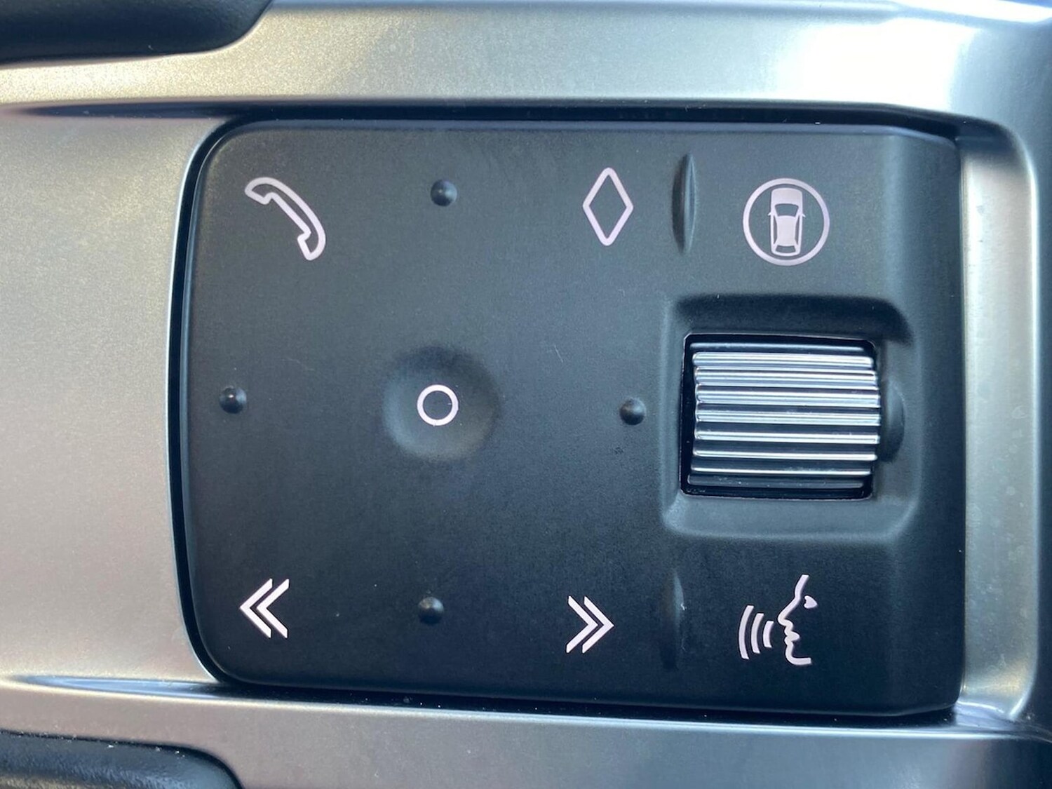 Used Land Rover Discovery 2024 for sale - 78193555: Photo 42