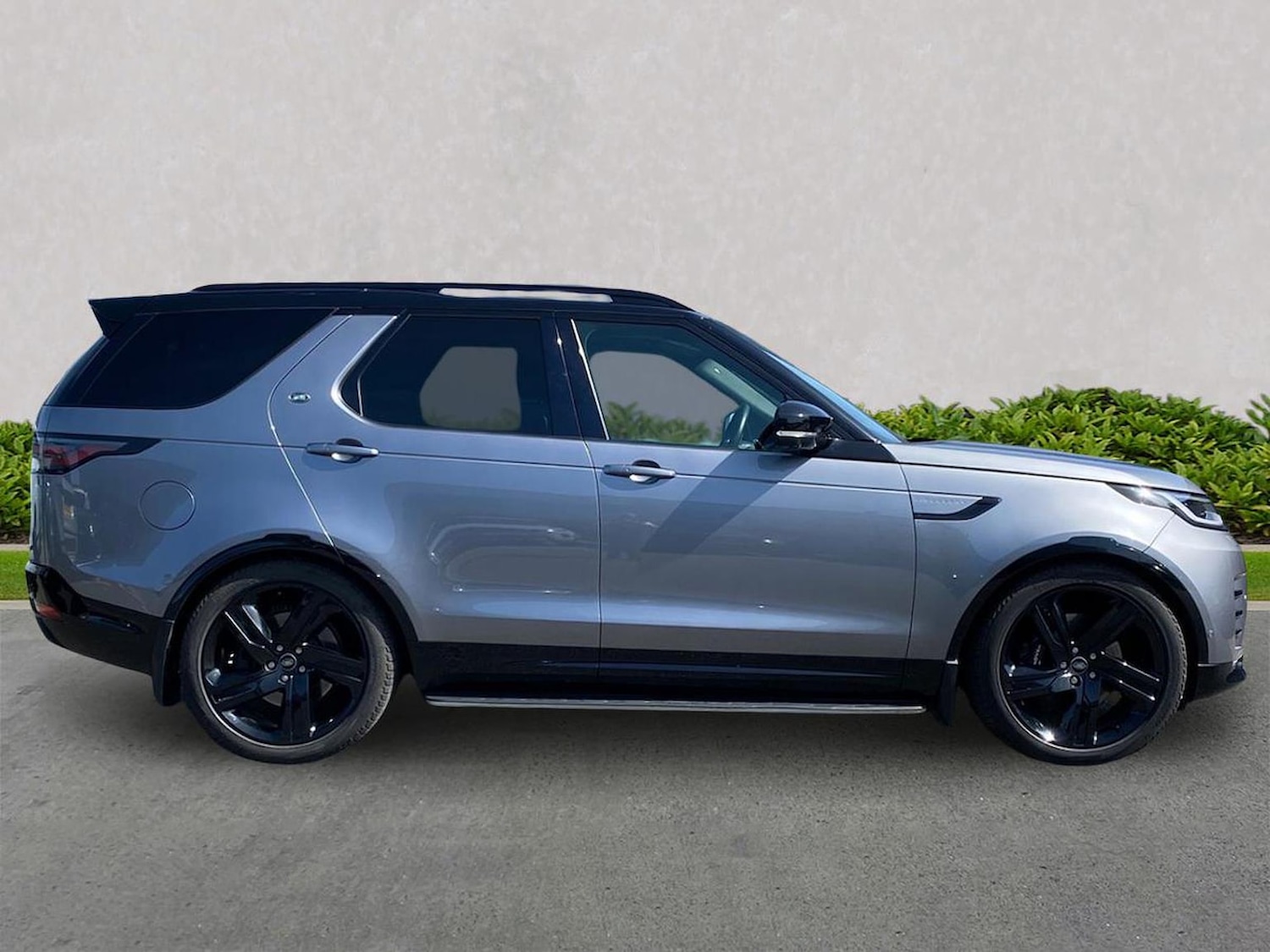 Used Land Rover Discovery 2024 for sale - 78193555: Photo 5