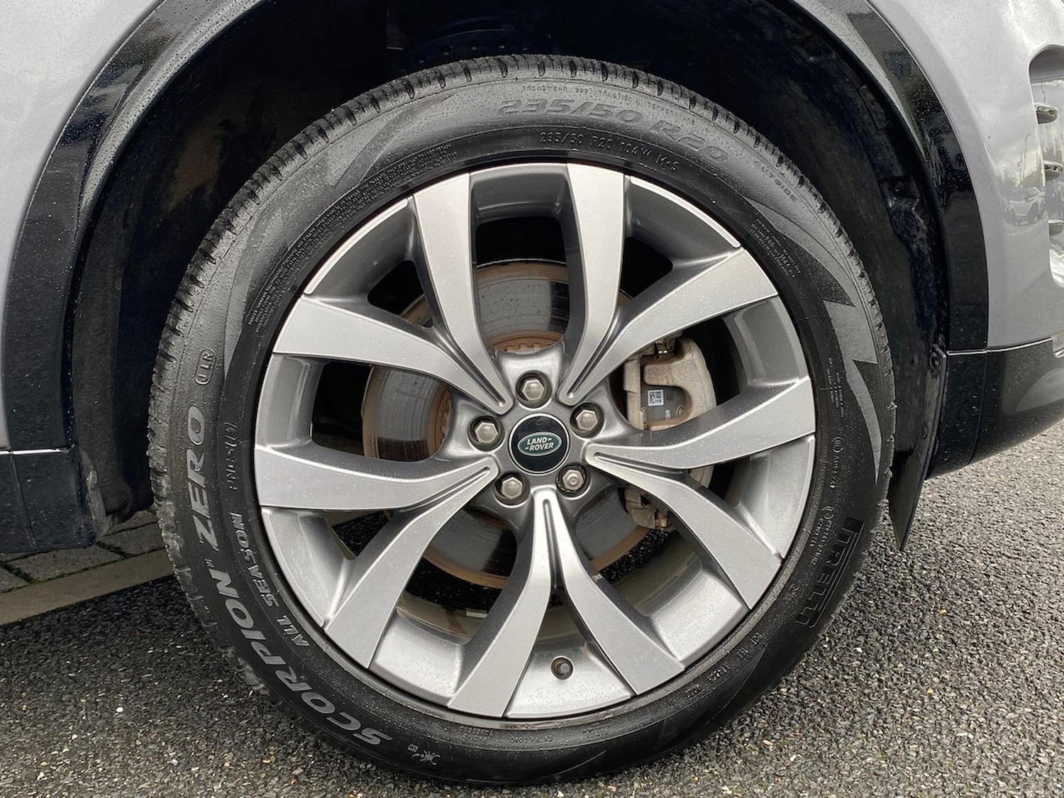 Used Land Rover Discovery Sport 2023 for sale - 76357970: Photo 8