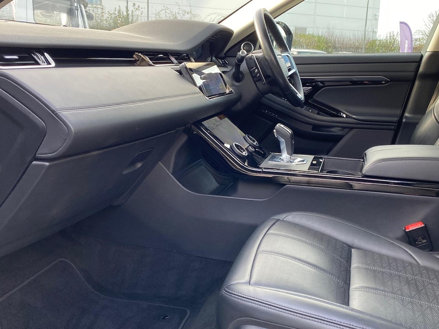 Used Land Rover Range Rover Evoque 2021 for sale - 76628192: Photo 3