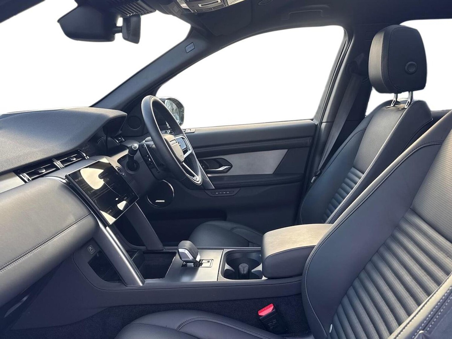 Used Land Rover Discovery Sport 2025 for sale - 77488041: Photo 3