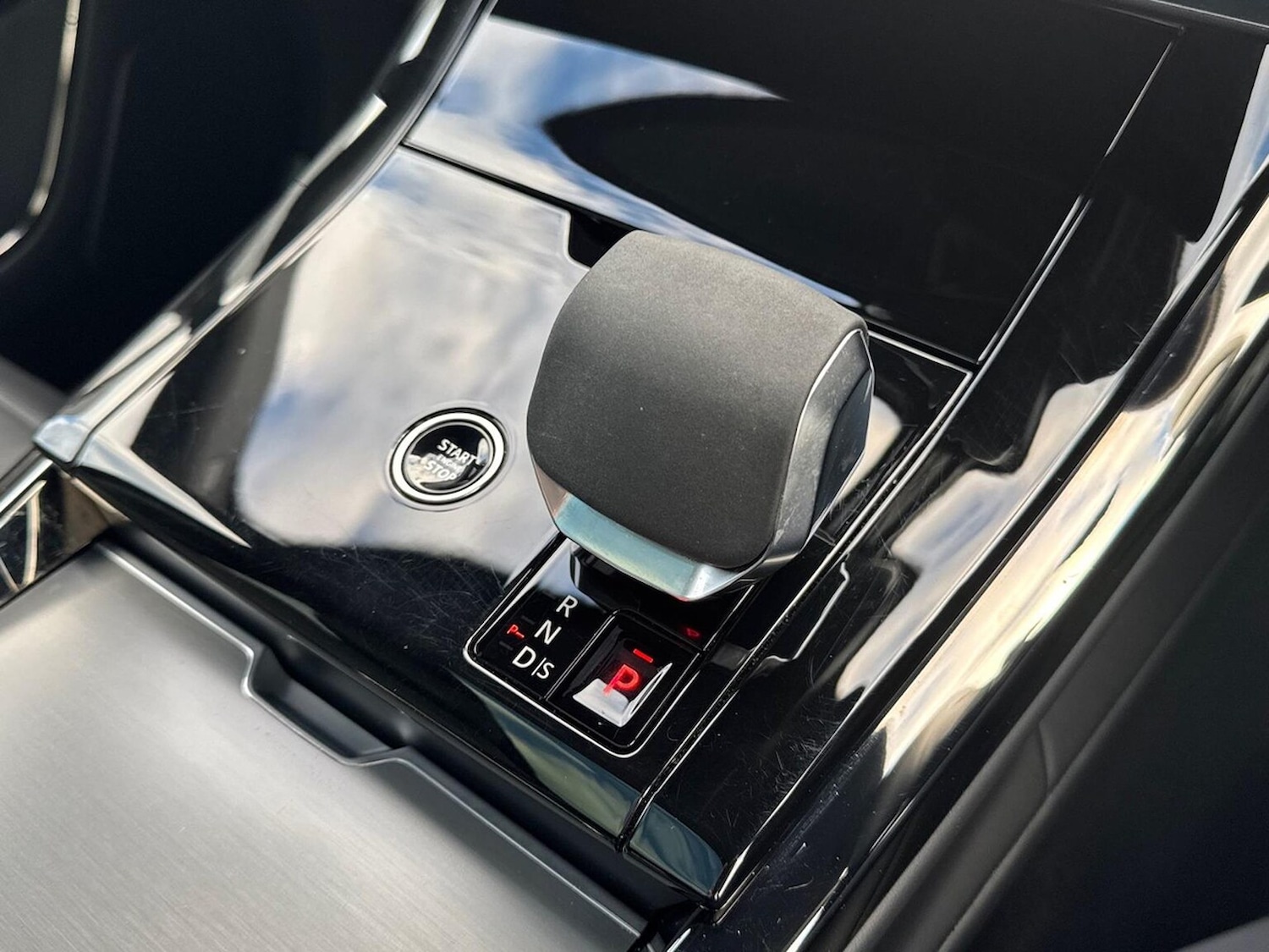 Used Land Rover Range Rover Sport 2024 for sale - 78039343: Photo 13