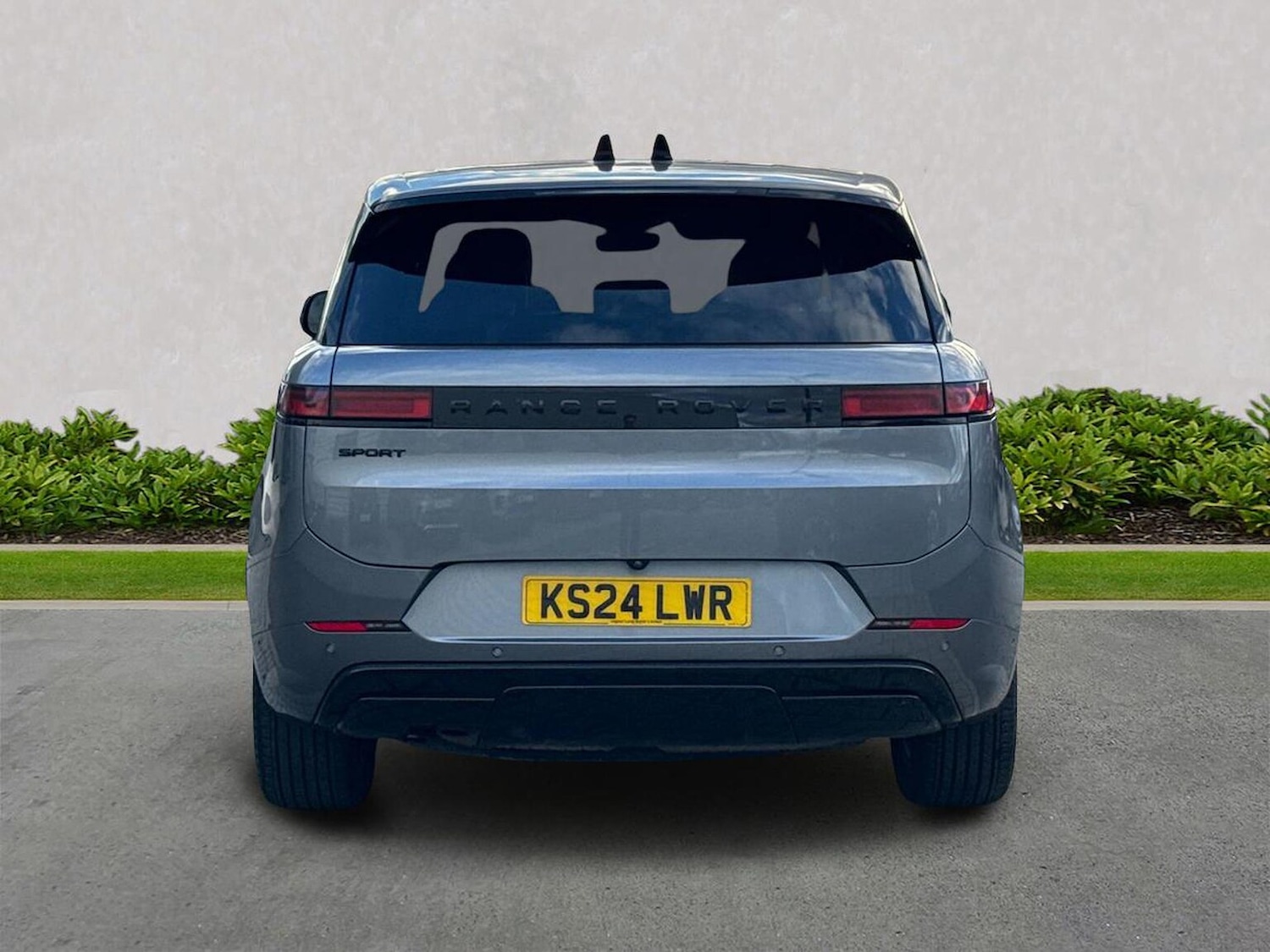 Used Land Rover Range Rover Sport 2024 for sale - 78039343: Photo 6