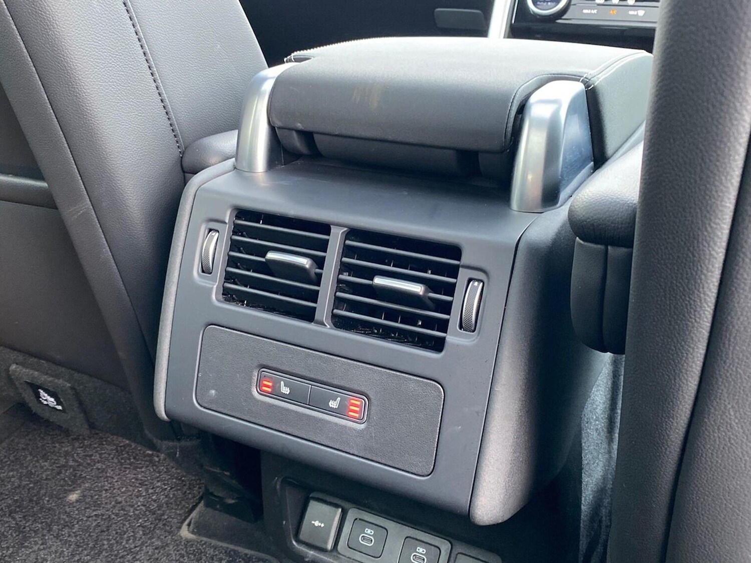 Used Land Rover Discovery 2025 for sale - 77901706: Photo 18