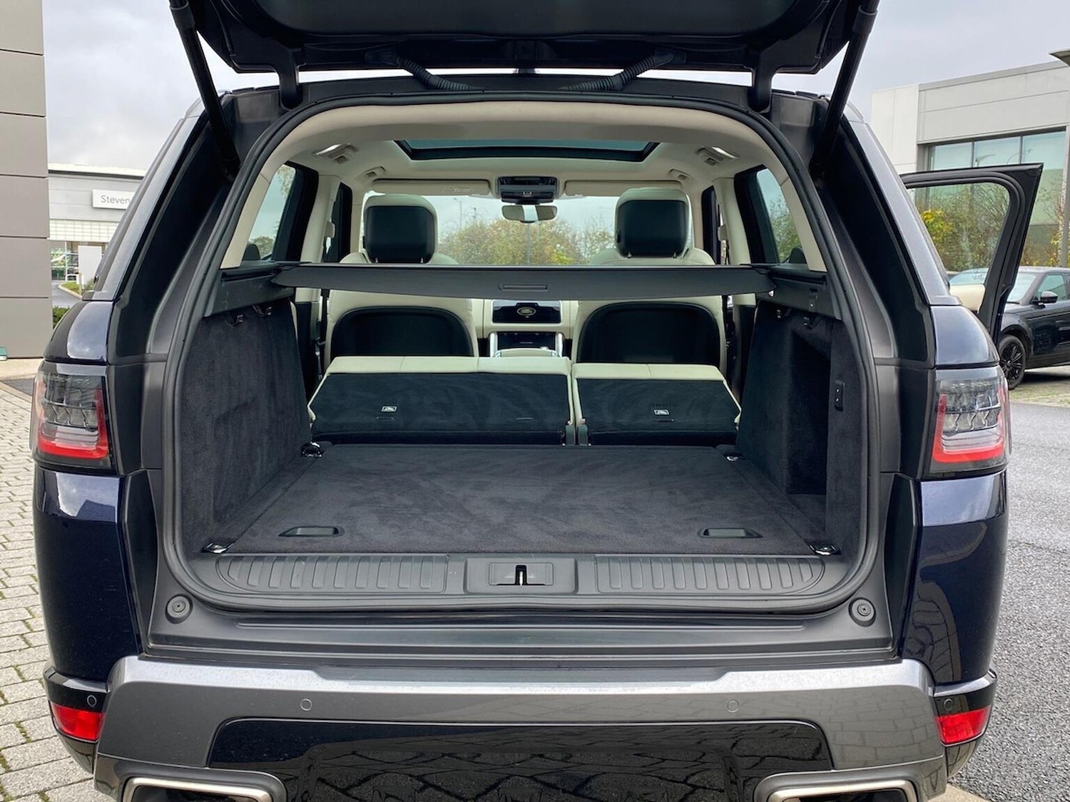 Used Land Rover Range Rover Sport 2020 for sale - 76637709: Photo 30