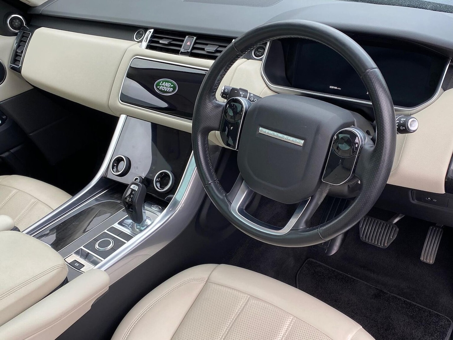 Used Land Rover Range Rover Sport 2020 for sale - 76637709: Photo 33