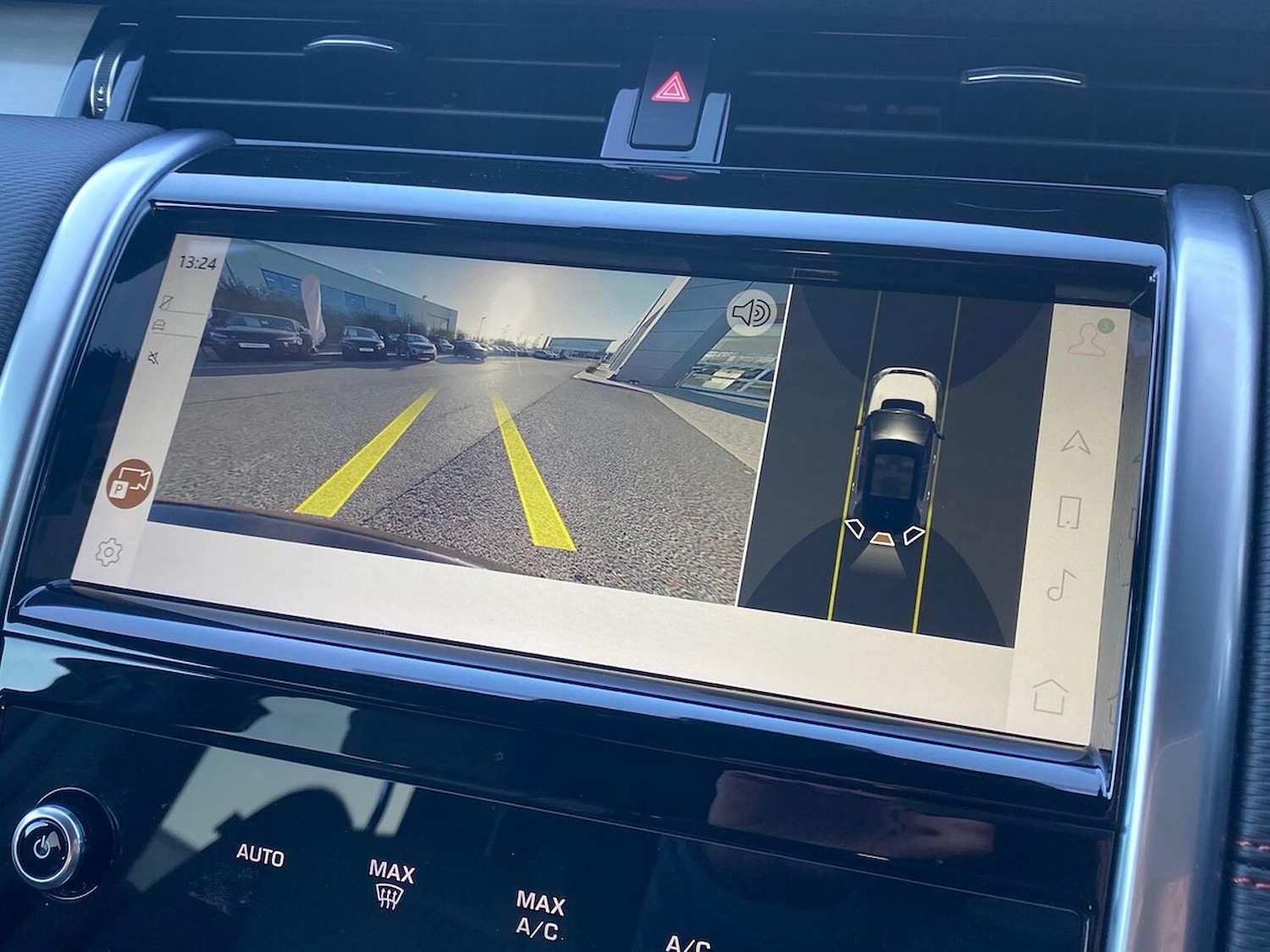 Used Land Rover Discovery Sport 2022 for sale - 76605539: Photo 12