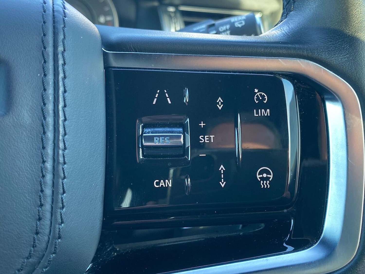 Used Land Rover Discovery Sport 2022 for sale - 76605539: Photo 34