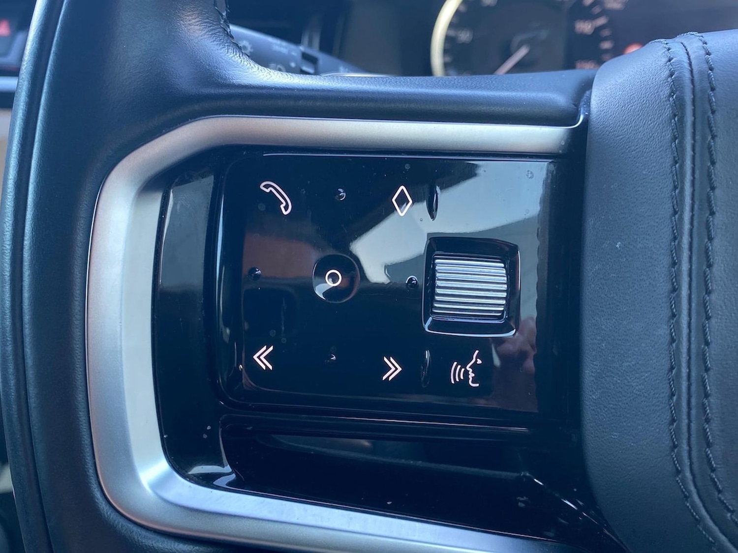 Used Land Rover Discovery Sport 2022 for sale - 76605539: Photo 35