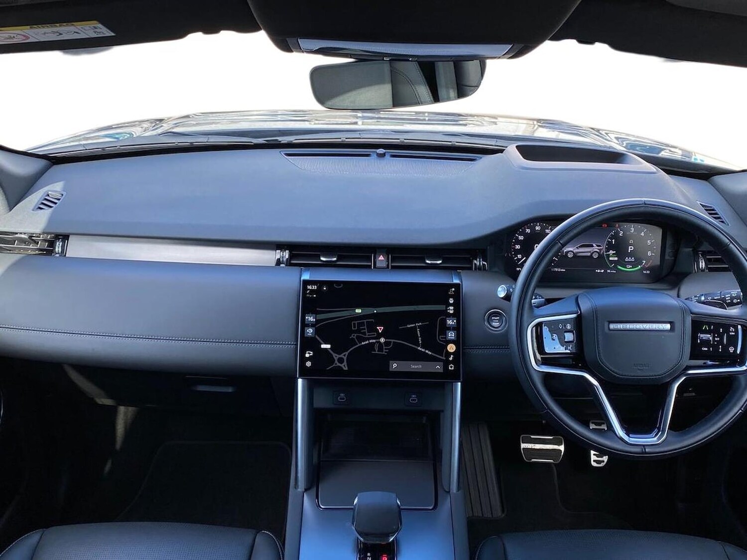 Used Land Rover Discovery Sport 2024 for sale - 78193437: Photo 11