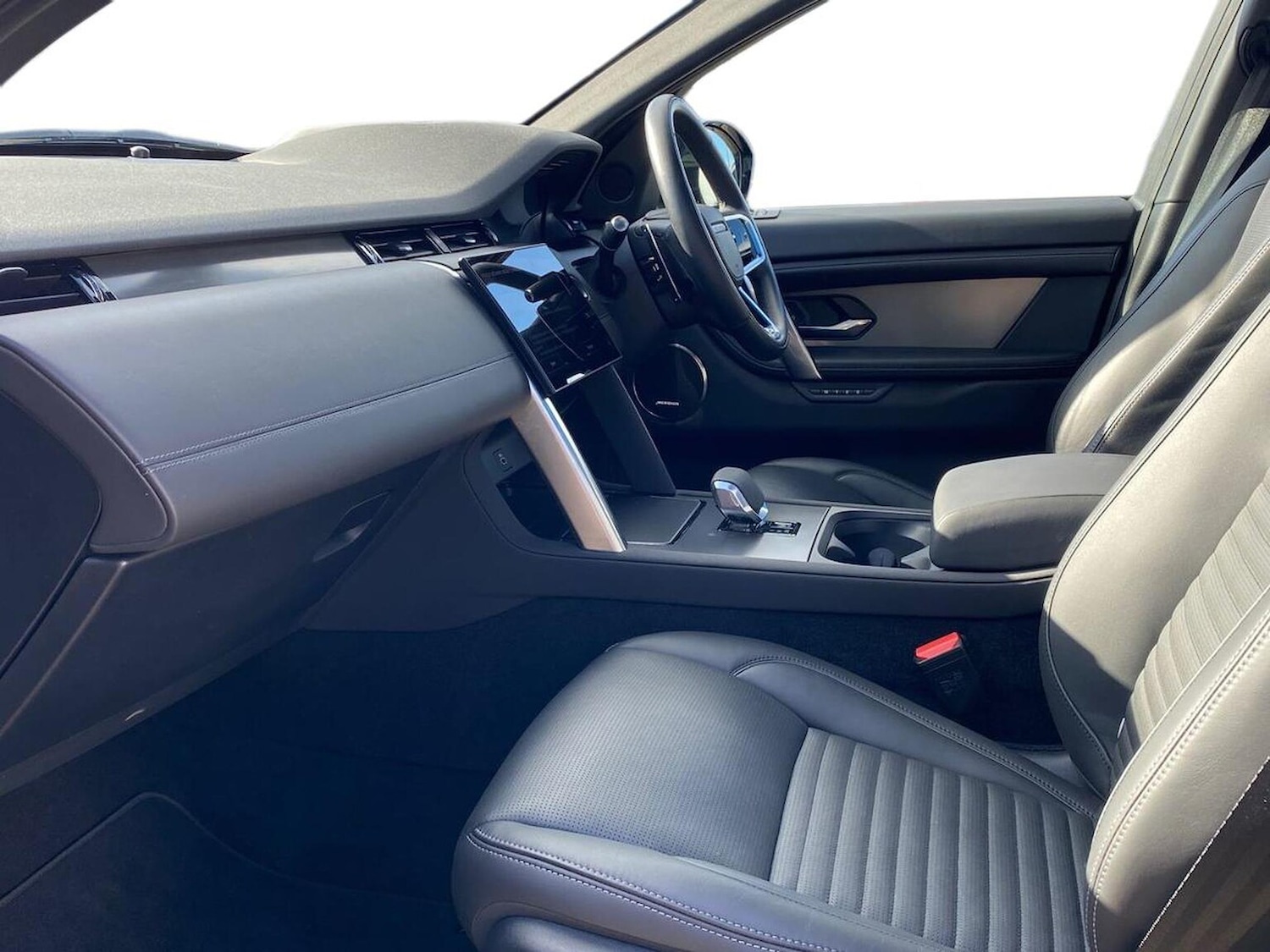 Used Land Rover Discovery Sport 2024 for sale - 78193437: Photo 5