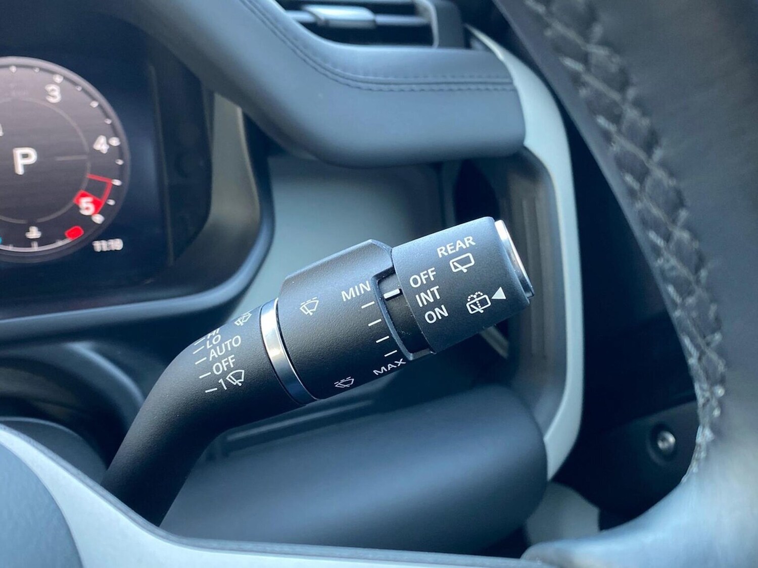 Used Land Rover Defender 2023 for sale - 76578304: Photo 40