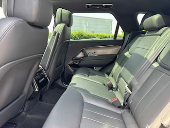 Used Land Rover Range Rover Sport 2024 for sale - 78681643: Photo