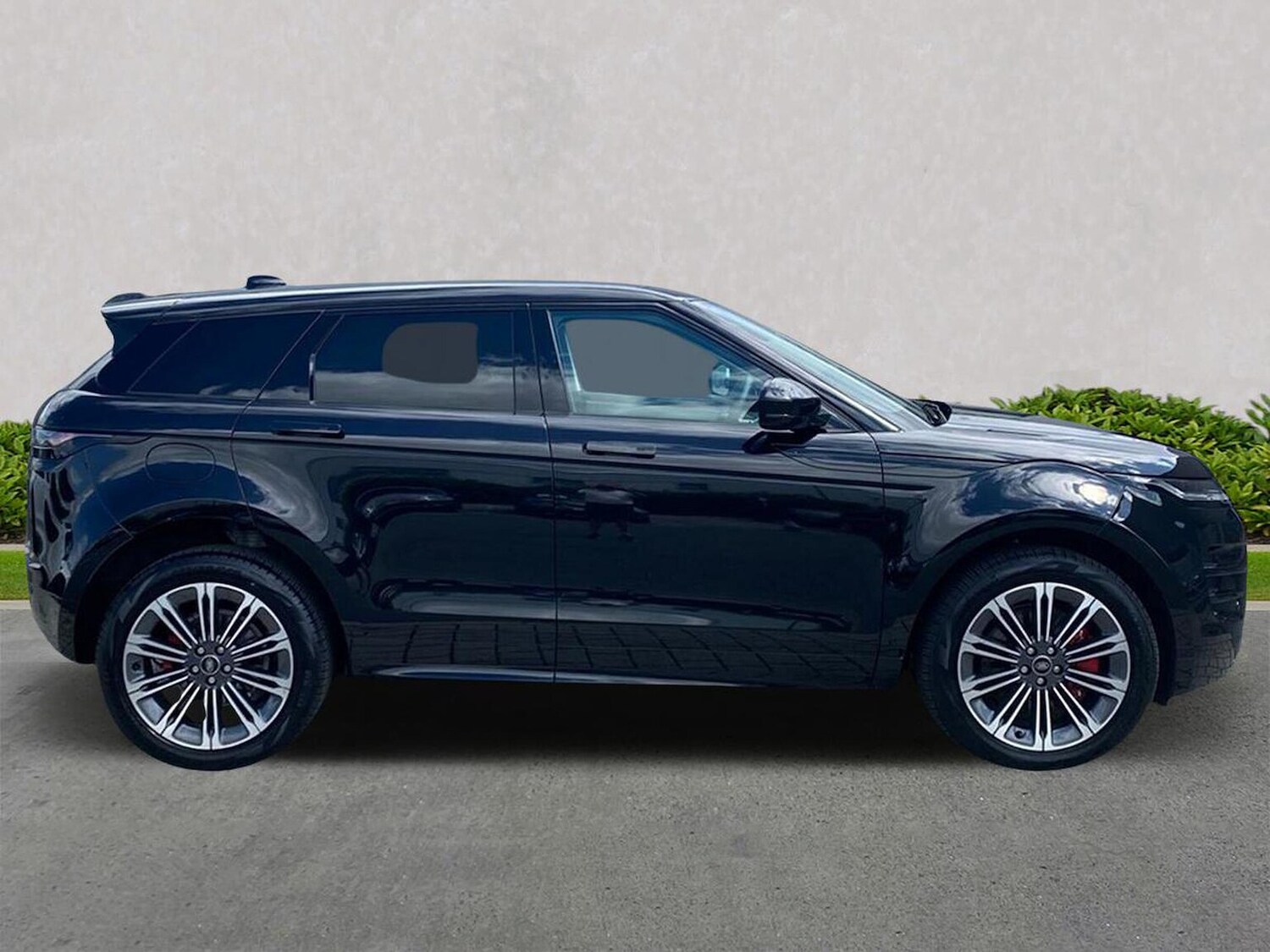 Used Land Rover Range Rover Evoque 2025 for sale - 75994915: Photo 5