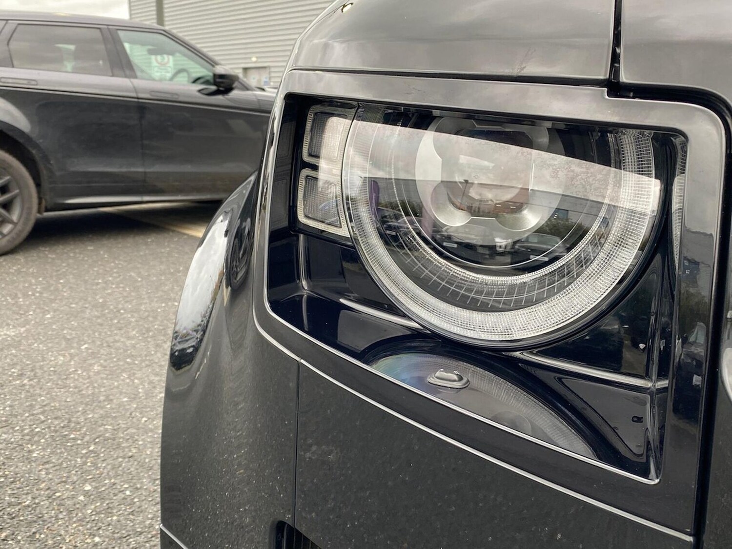 Used Land Rover Defender 2022 for sale - 76430818: Photo 17