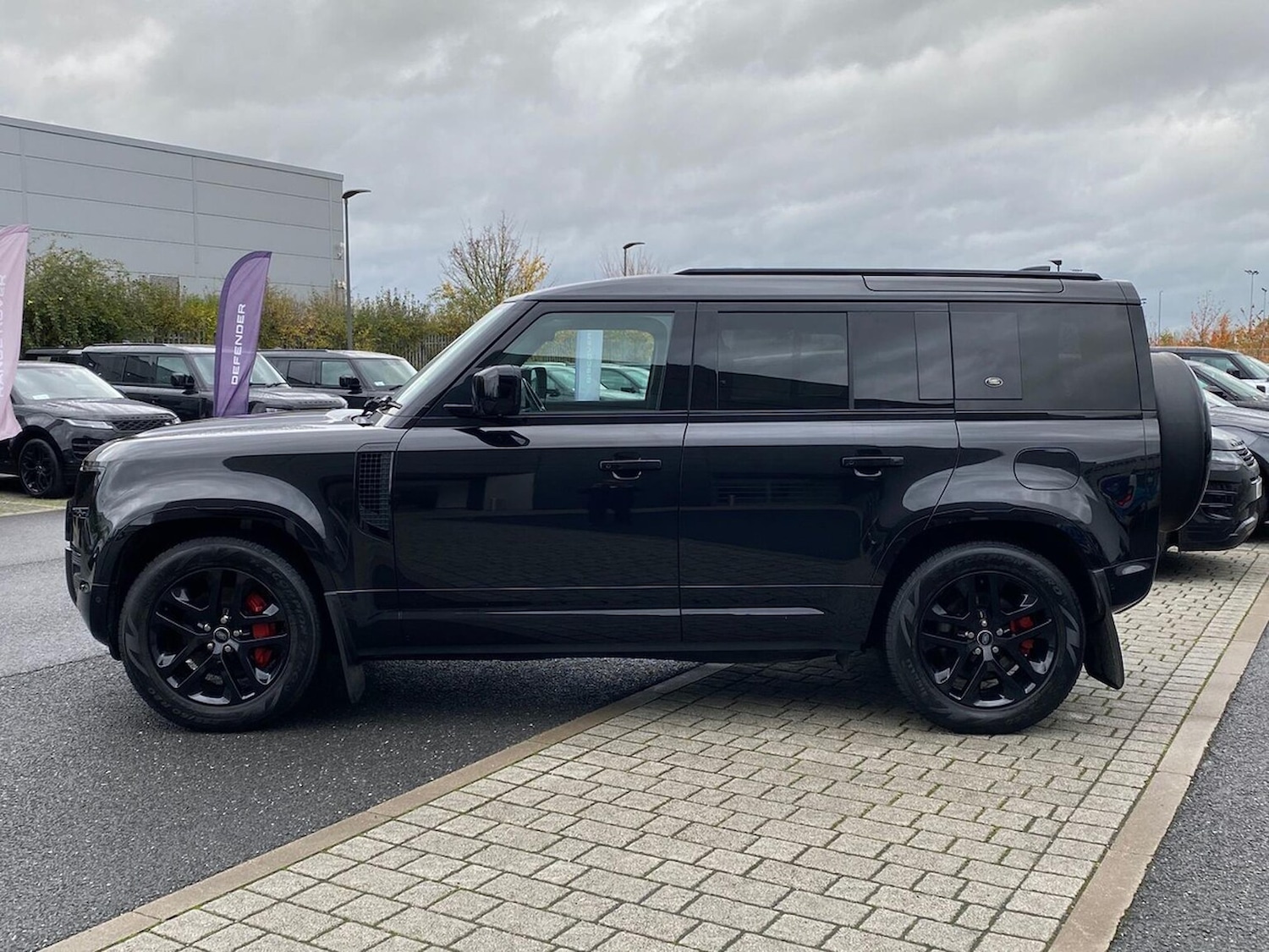 Used Land Rover Defender 2022 for sale - 76430818: Photo 30